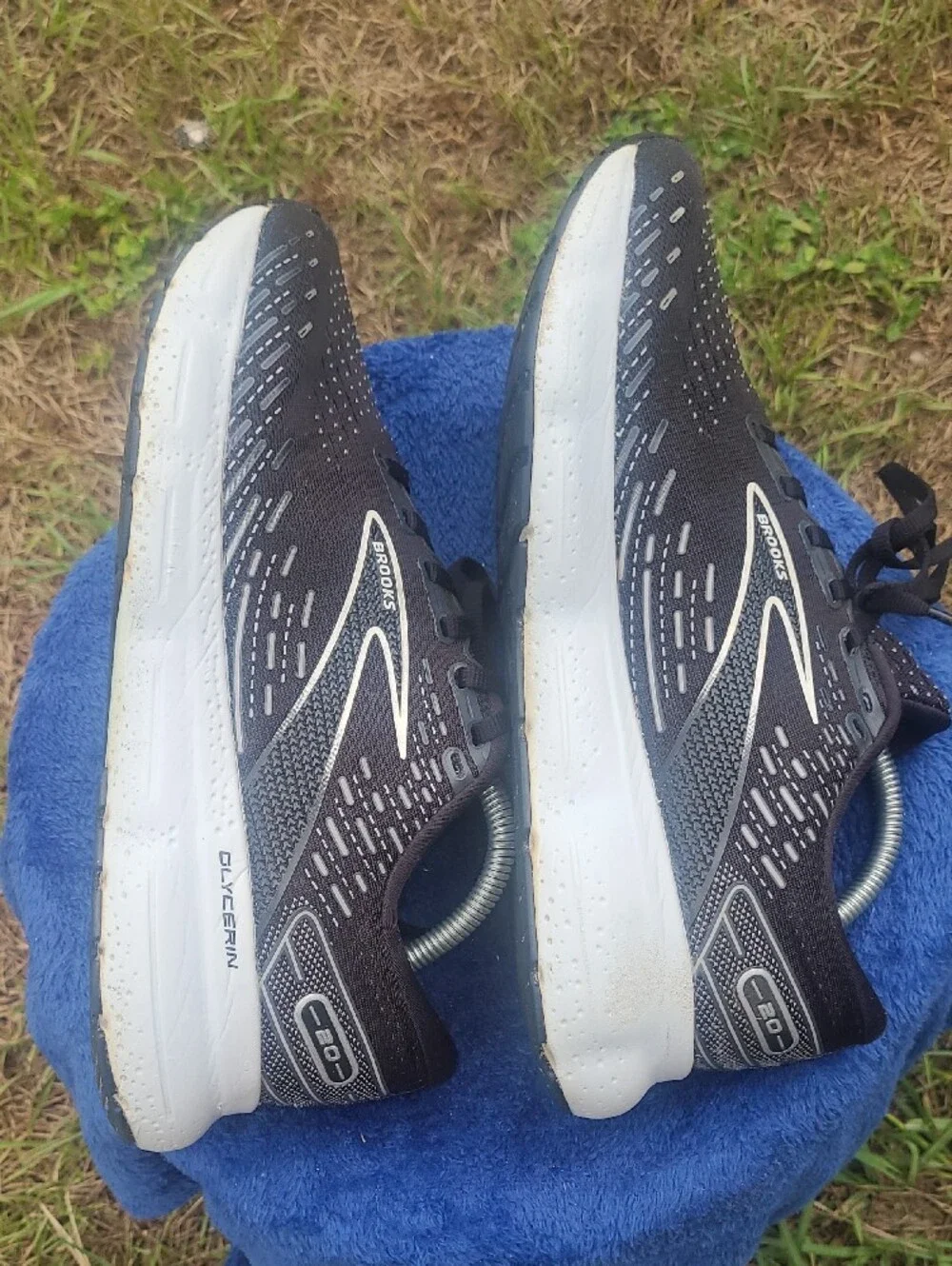 Brooks Men’s Glycerin 20 Running Sneakers - Black & White Size 9.5 Wide (2e)